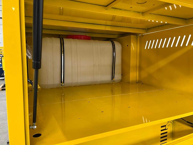 Rte - 2025 - st400 - straatveegmachine - afbeelding 17 van  27