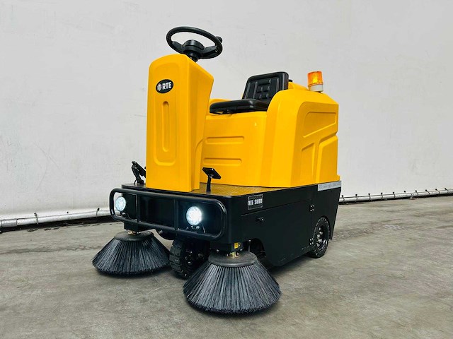 Rte - 2025 - sw80 - zelfrijdende veegmachine - afbeelding 1 van  20
