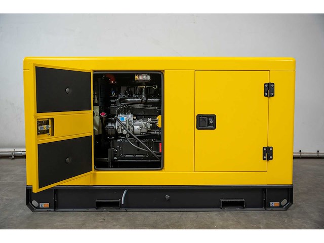 Rte - 2026 - 7310 - 35 kva noodstroomaggregaat 400v - afbeelding 11 van  24