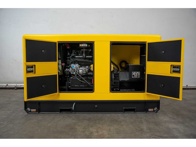 Rte - 2026 - 7310 - 35 kva noodstroomaggregaat 400v - afbeelding 21 van  24
