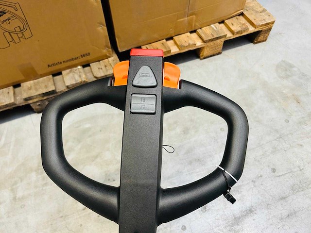 Rte - 2026 - 7861 - stapelaar 3.0m - afbeelding 2 van  3