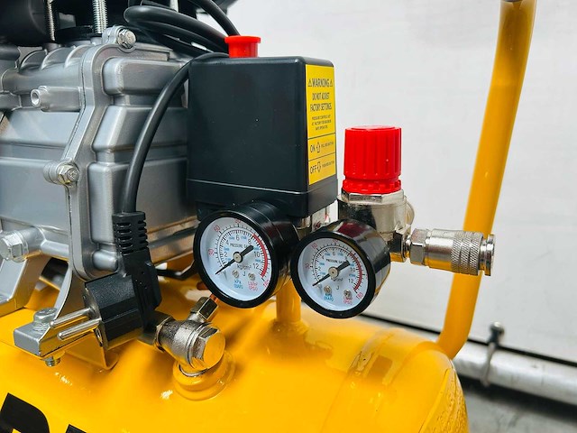Rte - 2026 - 9595 - 24l luchtcompressor - afbeelding 4 van  5