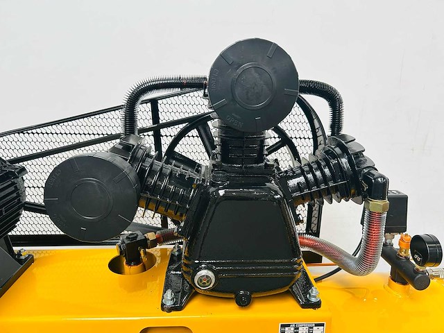 Rte - 2026 - 9598 - 300l luchtcompressor - afbeelding 1 van  2