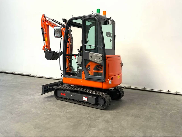 Rte - 2026 - cre213 - minigraafmachine kubota euro 5 met cabine - afbeelding 28 van  39