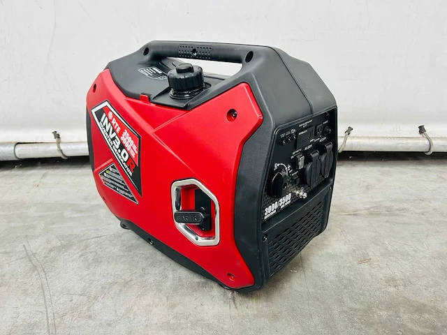 Rte - 2026 - inv3.0r - inverter 3.0kw - afbeelding 1 van  15