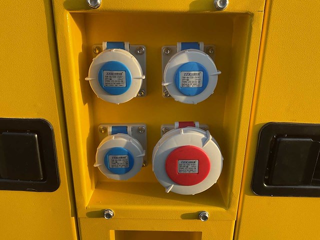 Rte - 25kva 7423 ricardo motor - stroomgenerator/aggregaat - afbeelding 28 van  28