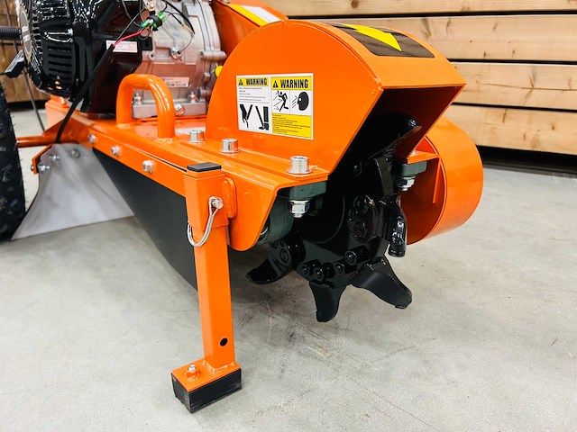 Rte - 6777 - stump grinder - afbeelding 4 van  7