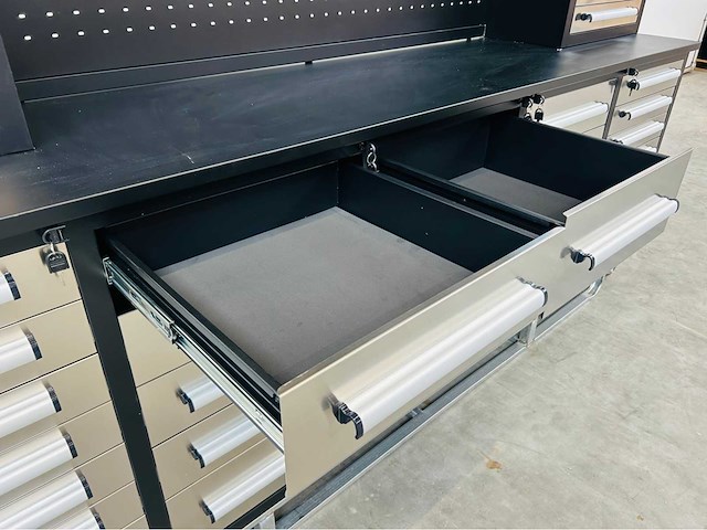 Rte - 7398 - garagewerkbank 2850x670x1890mm - afbeelding 5 van  9