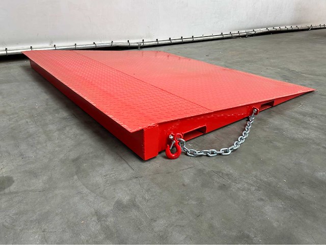 Rte - 7419 - 5t oprijplaat 2100x1760x165mm container - afbeelding 1 van  2