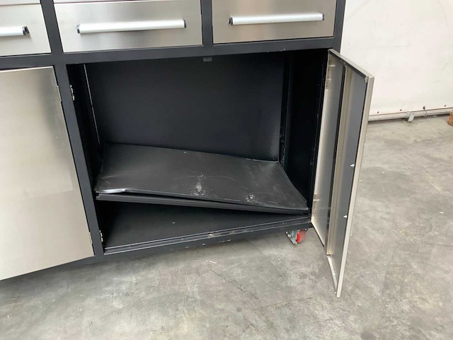 Rte - 8121 - werkplaats wandkast 2200x520x2200mm - afbeelding 9 van  11