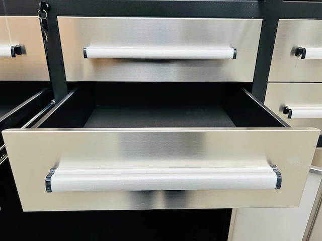 Rte - 8121 - werkplaats wandkast 2200x520x2200mm - afbeelding 13 van  13