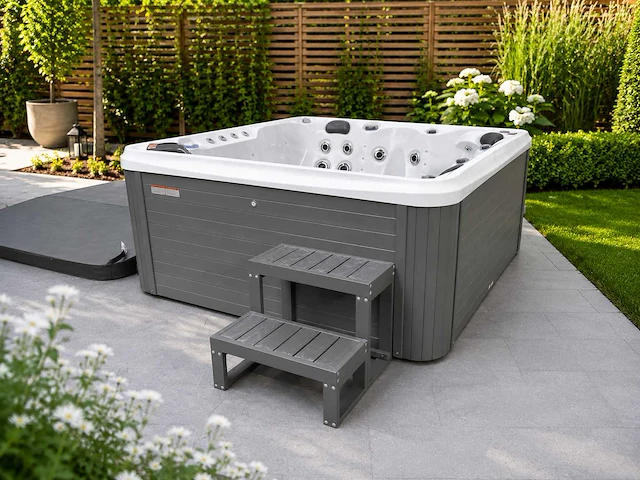 Rte - ibiza - jacuzzi 64 jets balboa - nordic insulation - afbeelding 1 van  8