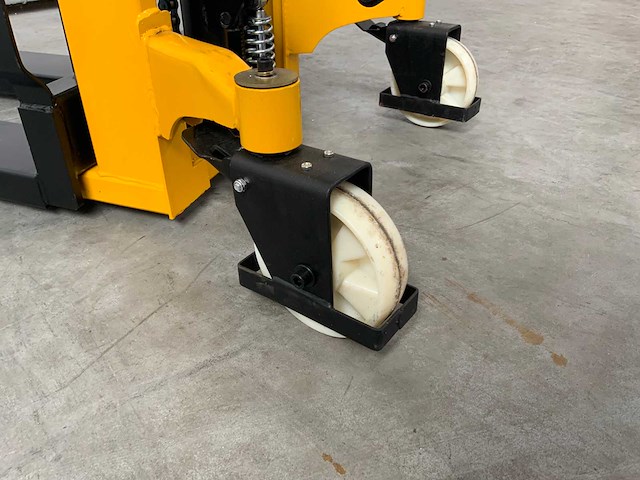 Rte 5858 manuele stapelaar 1t 1.6m - afbeelding 5 van  8