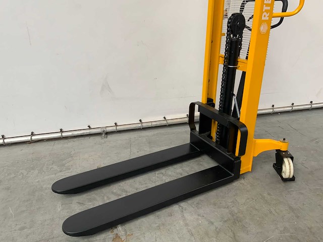 Rte 5858 manuele stapelaar 1t 1.6m - afbeelding 8 van  8