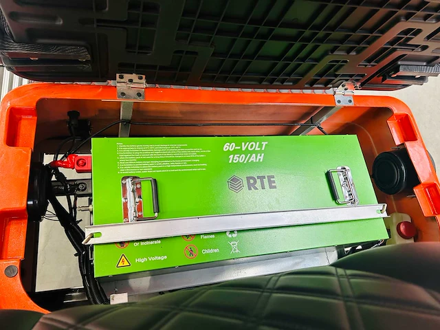 Rte elektrische golfkar 2+2 zits - afbeelding 17 van  29