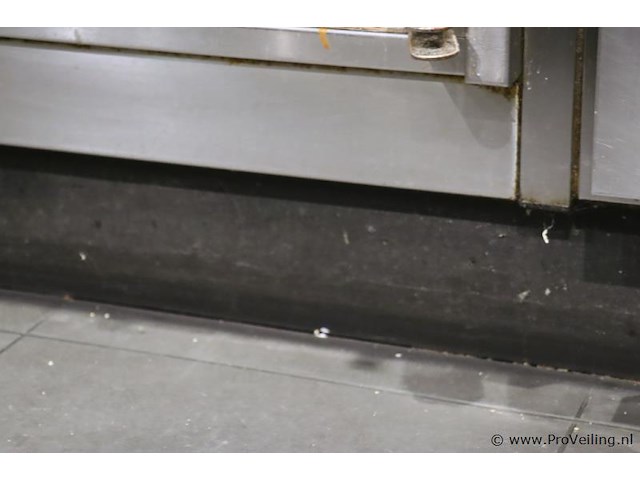 Rubbens rvs horeca bakwand (gasfornuis/grill/frituur) - afbeelding 3 van  13