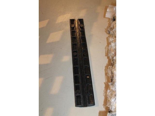 Rubber kabelbrug met lengte 97 cm. 10 stuks. worden voor de hand uitgegeven vanaf pallet. - afbeelding 3 van  3