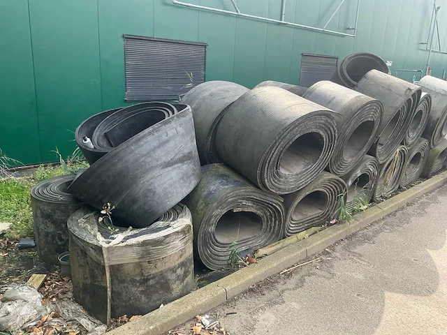 Rubber mat (ca. 60x) (c) - afbeelding 7 van  8