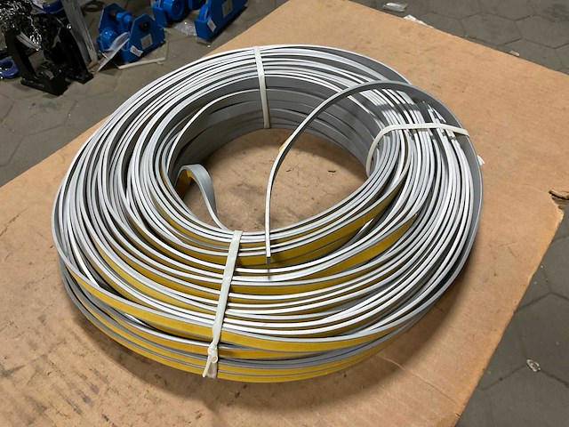 Rubber zelfklevend (4x) - afbeelding 3 van  3