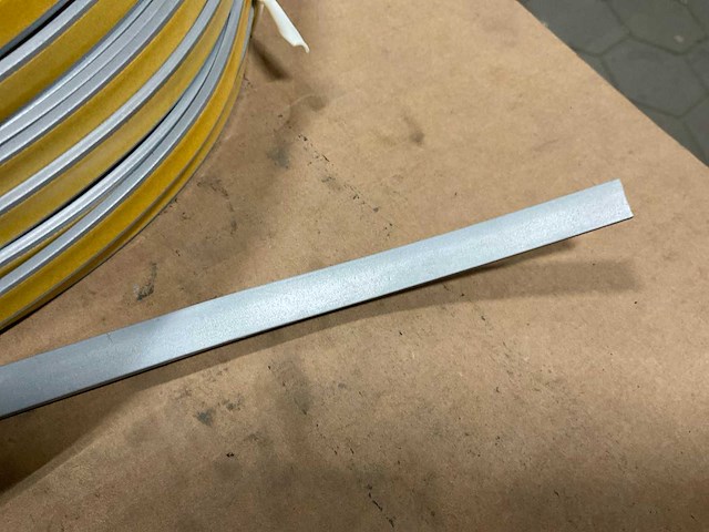 Rubber zelfklevend (4x) - afbeelding 2 van  3