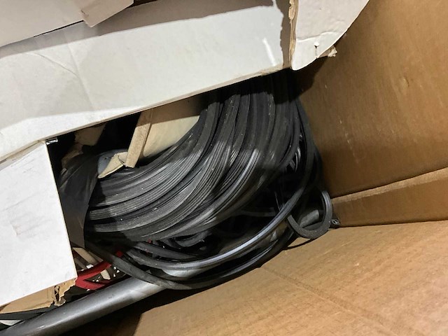 Rubber - afbeelding 7 van  8