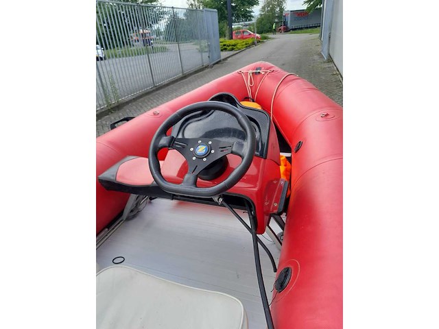 Rubberboot met aluminium vloerdelen en diverse opties, zodiac, futura mk2 420, rood - afbeelding 4 van  9