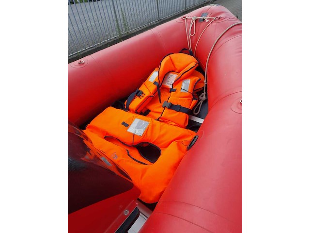 Rubberboot met aluminium vloerdelen en diverse opties, zodiac, futura mk2 420, rood - afbeelding 8 van  9