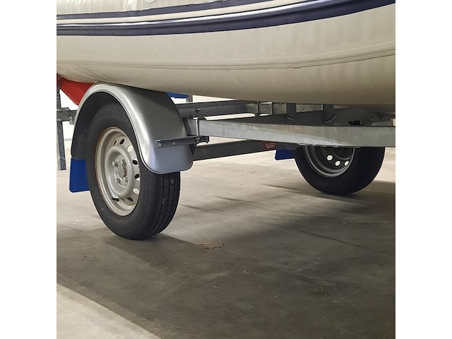 Rubberboottrailer - afbeelding 20 van  20