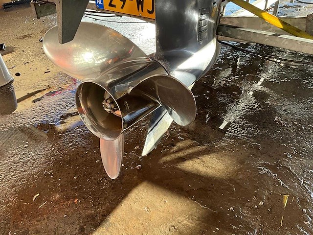 Rubberbrigade - tornado - rigid inflatable boat met trailer - afbeelding 27 van  38