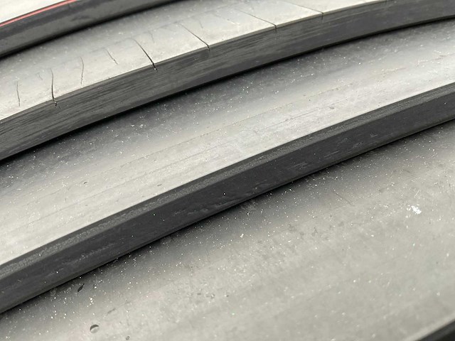 Rubberen rol 151 meter - afbeelding 5 van  6