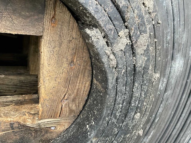 Rubberen rol 155 meter - afbeelding 4 van  6