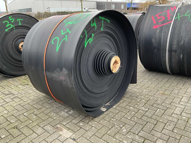 Rubberen rol 155 meter - afbeelding 2 van  6