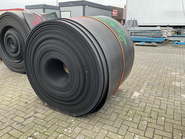 Rubberen rol 155 meter - afbeelding 1 van  6