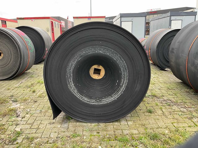 Rubberen rol 165 meter - afbeelding 3 van  6