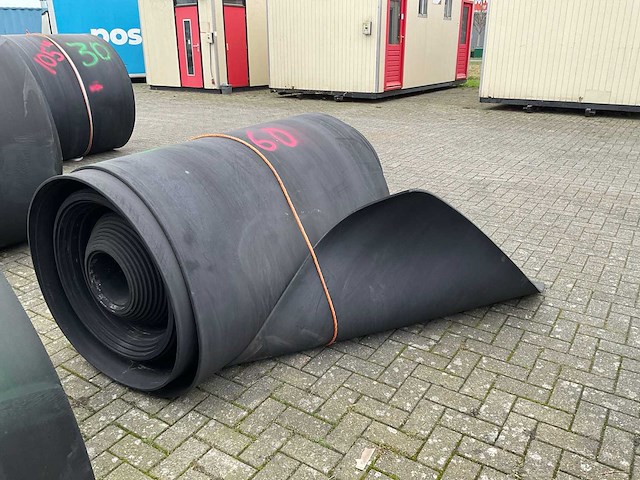 Rubberen rol 60 meter - afbeelding 1 van  6