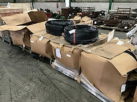 Rubberen spatbord profiel op rol - afbeelding 1 van  6