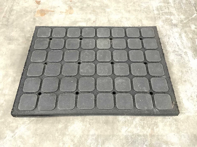 Rubberen tegel 790x590x60mm (10x) - afbeelding 2 van  9
