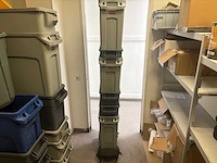 Rubbermaid - afvalemmers & prullenbakken (16x) - afbeelding 2 van  4