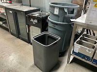 Rubbermaid brute afvalcontainer (2x) - afbeelding 2 van  5