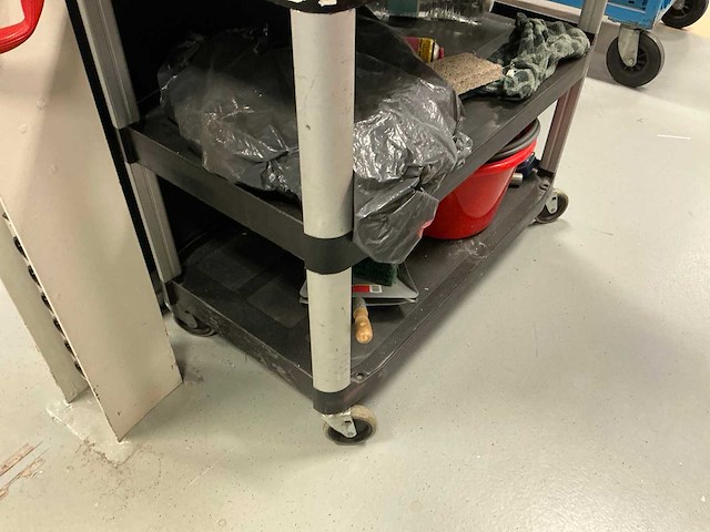 Rubbermaid schoonmaakwagen - afbeelding 3 van  4