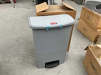 Rubbermaid slimjim pedaalemmer 90ltr