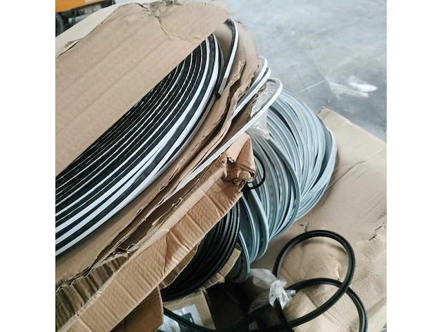 Rubbers afdichtingen ramen en deuren, kozijnen - afbeelding 4 van  9