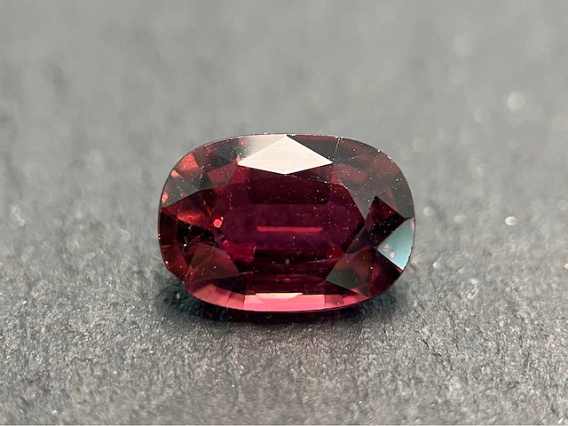 Rubelliet 4.32 carat natuurlijke rubelliet - afbeelding 1 van  4