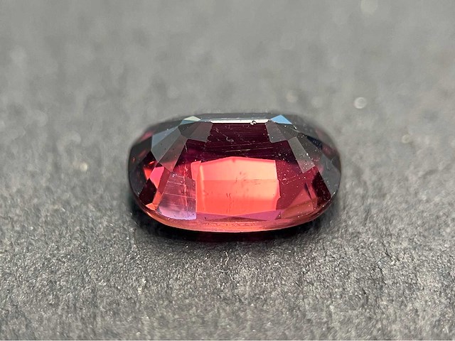 Rubelliet 4.32 carat natuurlijke rubelliet - afbeelding 2 van  4