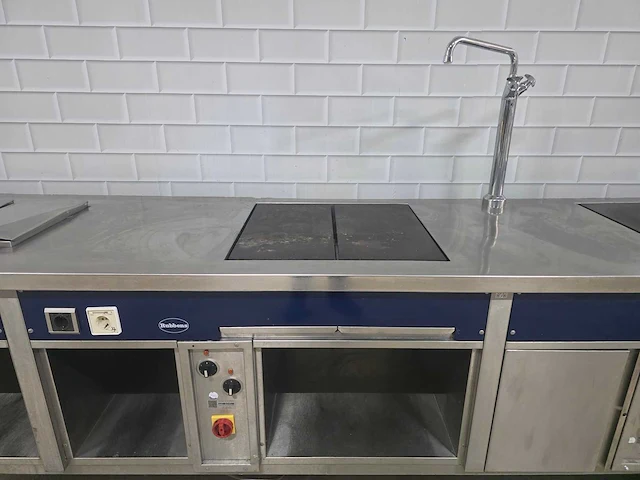 Rubens - professionele elektrische rvs bak/frituurlijn bestaande uit 2x electrische kookplaat en 1x dubbele friteuse - afbeelding 5 van  11