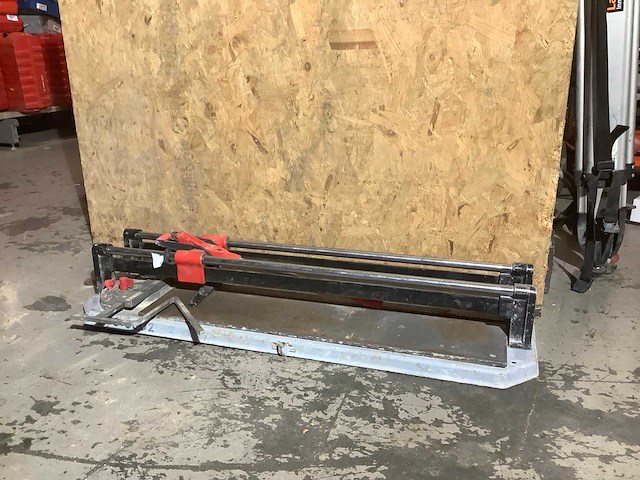 Rubi tegelsnijapparaat - afbeelding 1 van  4