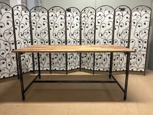 Rubric eetkamertafel - afbeelding 14 van  17