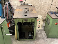 Rudolf rischer hydraulische pedaal buigmachine - afbeelding 1 van  8