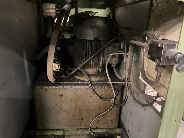 Rudolf rischer hydraulische pedaal buigmachine - afbeelding 3 van  8