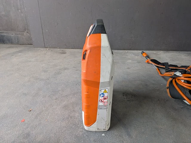 Ruggedragen accu & bladblazer, stihl, ar3000l & bga200 - afbeelding 8 van  21